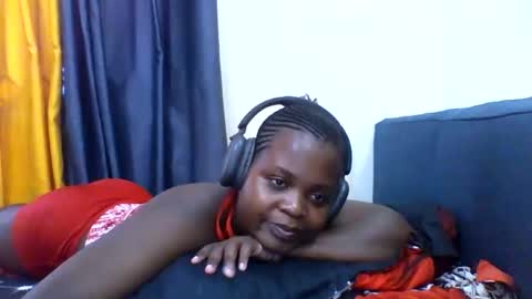 grannylover_ online show from 11/25/25, 07:08