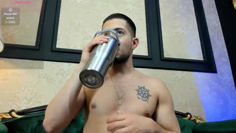 Snapshot of grantblake chatting on 10/04/25, 06:44 Grant online show from 10/04/25, 06:44