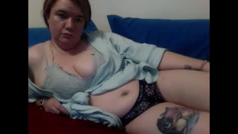 Snapshot of grateful42day chatting on 10/14/25, 07:20 grateful42day online show from 10/14/25, 07:20