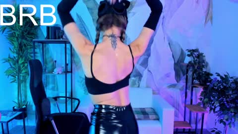 GrayceWild online show from 01/08/25, 02:25