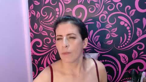 Isabella online show from 02/07/26, 11:19