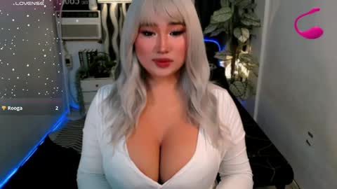 PAULATHEONE online show from 05/11/26, 02:45
