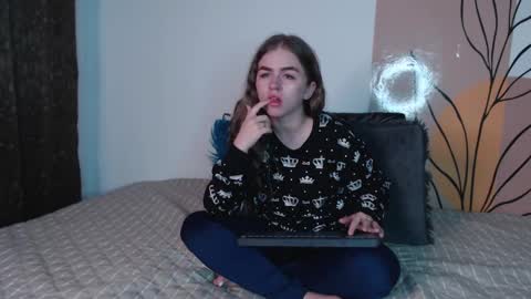  GRECIA  online show from 12/10/24, 10:47