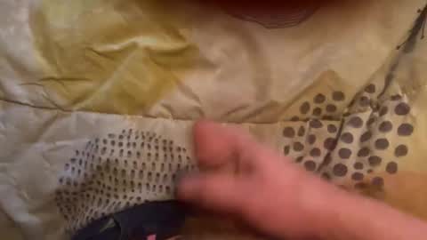 Snapshot of green1345 chatting on 12/18/25, 04:13 green1345 online show from 12/18/25, 04:13