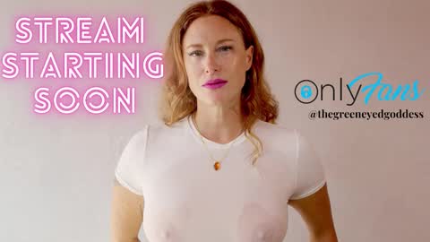 Snapshot of green_eyed_goddess_ chatting on 10/28/25, 04:05 Green Eyed Goddess online show from 10/28/25, 04:05