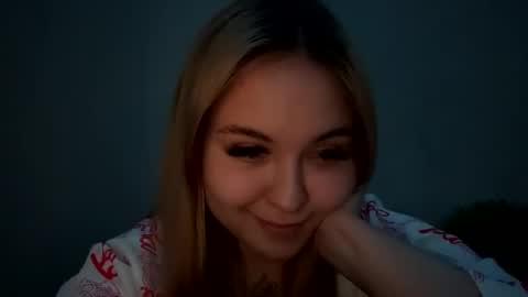Lina 3 online show from 02/02/25, 07:35