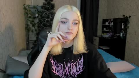 Lilith online show from 01/06/25, 01:42
