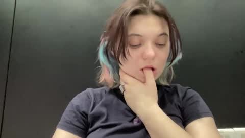 April online show from 02/20/25, 07:41