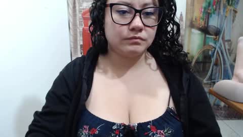 Vannesa online show from 09/10/25, 03:06