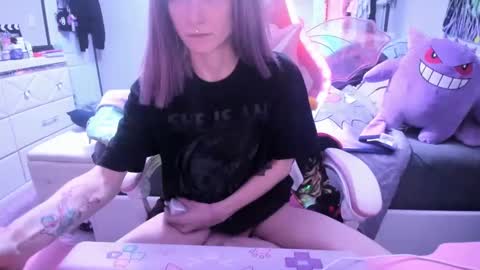 GreenEyedLovexo online show from 12/06/24, 08:07