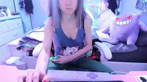 GreenEyedLovexo online show from 01/10/25, 10:04