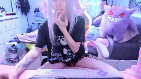 GreenEyedLovexo online show from 02/07/25, 11:24