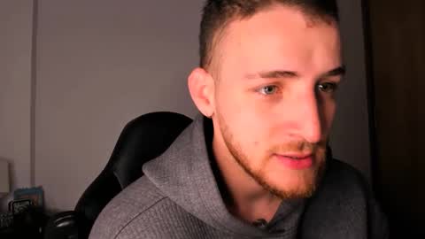 Snapshot of greeneyes_col chatting on 10/03/25, 11:40 Juan online show from 10/03/25, 11:40