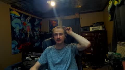 Snapshot of greenlungs8195 chatting on 04/06/26, 04:46 Greenlungs8195 online show from 04/06/26, 04:46