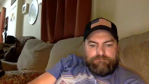 Snapshot of greenmantis13 chatting on 12/12/24, 03:32 greenmantis13 online show from 12/12/24, 03:32