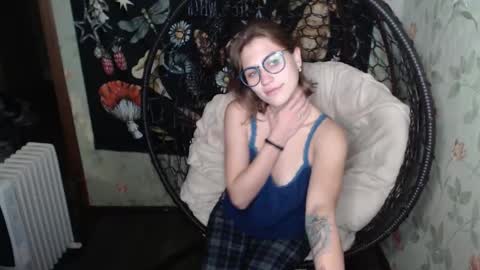 Lina online show from 10/07/25, 12:24