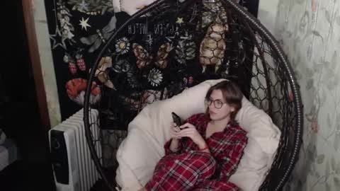 Lina online show from 11/09/25, 05:33