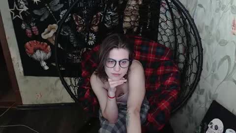 Lina online show from 02/27/26, 12:16