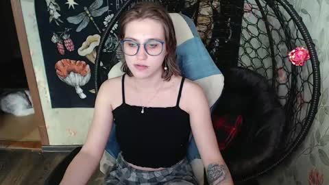 Lina online show from 06/07/26, 11:58