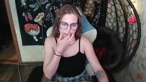 Lina online show from 06/10/26, 12:37