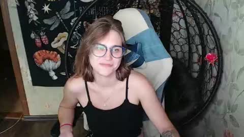 Lina online show from 07/20/26, 10:39