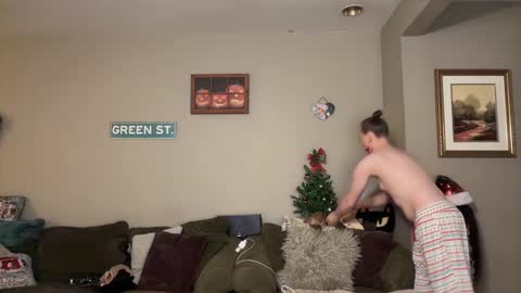 Snapshot of greenxxxqueen chatting on 12/14/24, 06:46 SexQueen Nikki online show from 12/14/24, 06:46