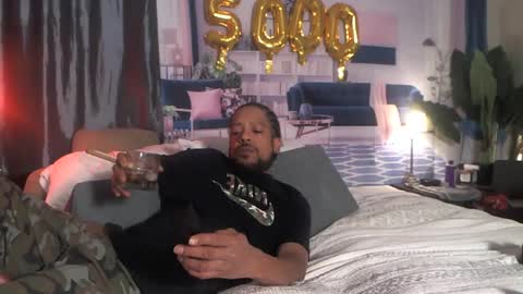 NICE and sometimes Savvy online show from 09/28/25, 04:07