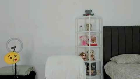 Gregori online show from 09/22/25, 07:27