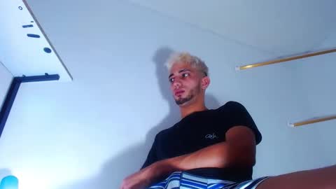 Snapshot of gregory_hardxx chatting on 09/14/25, 07:35 GREGORY online show from 09/14/25, 07:35