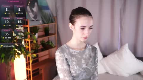 Snapshot of gregoryturnbo chatting on 10/27/25, 03:21 Ivy online show from 10/27/25, 03:21