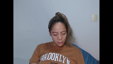 grey online show from 09/11/25, 04:12