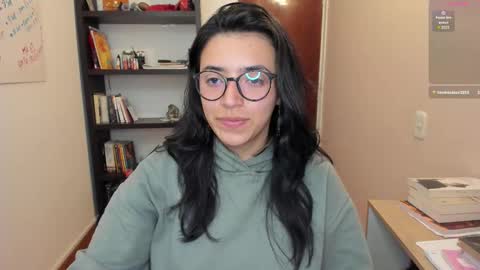 Greta online show from 09/17/25, 01:40