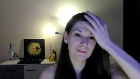 Greta online show from 12/17/25, 09:21