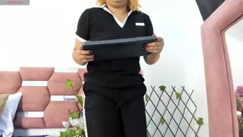 Snapshot of grettarouse chatting on 06/10/26, 08:19 GRETA online show from 06/10/26, 08:19