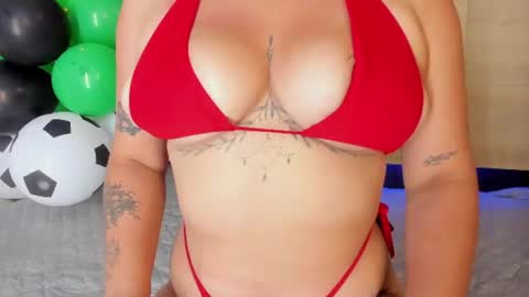 Snapshot of grettarouse chatting on 06/16/26, 06:32 GRETA online show from 06/16/26, 06:32