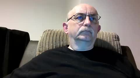 Snapshot of grey_dom chatting on 12/29/24, 08:15 Master Sir online show from 12/29/24, 08:15