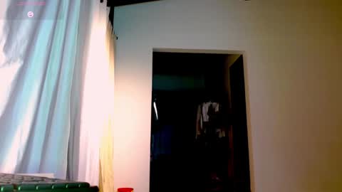 Snapshot of greyslopez chatting on 12/03/24, 01:52 Greyslopez online show from 12/03/24, 01:52