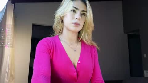 Snapshot of greyslopez chatting on 02/20/25, 11:54 Greyslopez online show from 02/20/25, 11:54