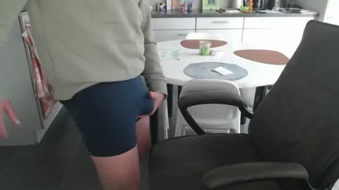 Snapshot of griesie chatting on 11/06/25, 10:05 Griesie online show from 11/06/25, 10:05