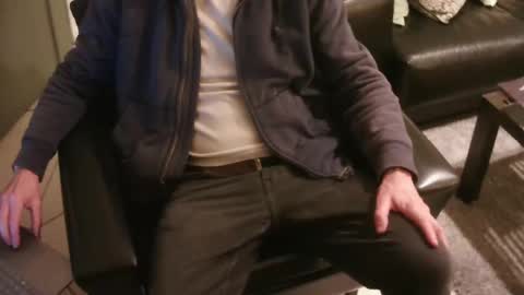 Snapshot of grimbergen123 chatting on 12/29/24, 08:48 Grim online show from 12/29/24, 08:48