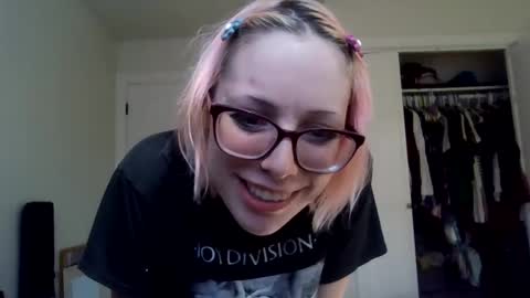 grimygirlie online show from 09/25/25, 09:51