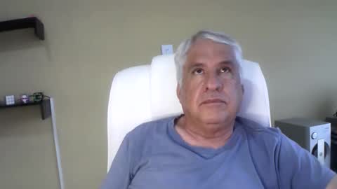 Snapshot of grisa01 chatting on 10/31/25, 07:26 grisa01 online show from 10/31/25, 07:26