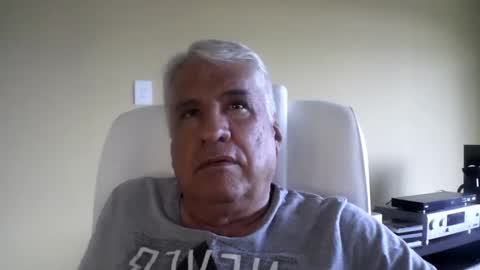 grisa01 online show from 11/28/25, 07:05