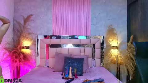    online show from 07/07/26, 11:36
