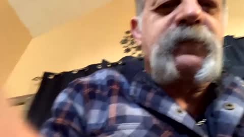 Snapshot of grn_stud chatting on 01/05/25, 04:27 Hard Cock. I cum fast wife might catch me online show from 01/05/25, 04:27