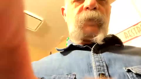 Snapshot of grn_stud chatting on 01/30/25, 02:25 Hard Cock. I cum fast wife might catch me online show from 01/30/25, 02:25