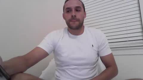 Snapshot of grnde789 chatting on 11/02/25, 06:16 grnde789 online show from 11/02/25, 06:16