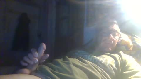 Snapshot of grosbite20cm chatting on 10/09/25, 07:23 grossbite20cm online show from 10/09/25, 07:23