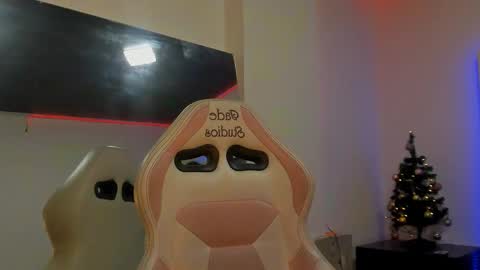 grupojade online show from 12/15/25, 07:51