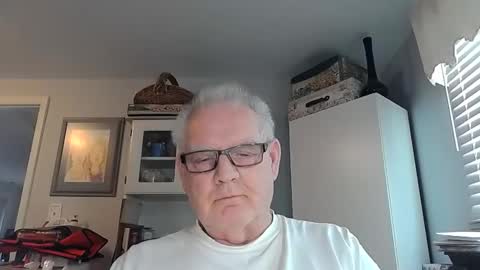 Snapshot of gspotlover1 chatting on 01/19/26, 03:27 Horny Daddy online show from 01/19/26, 03:27
